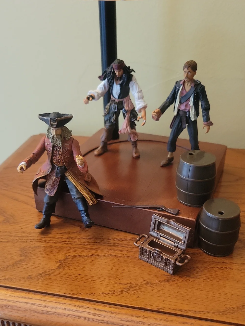 Set of Pirates of the Caribbean Action Figures - Picture 4 of 14